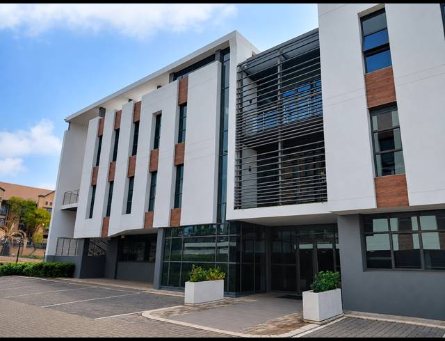 2,590M² OFFICE TO LET IN BRYANSTON